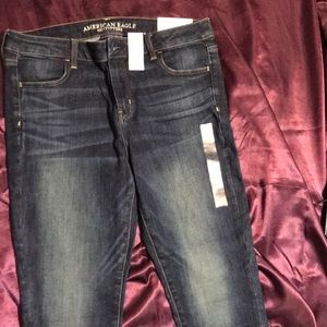 AMERICAN EAGLE SUPER STRETCH JEGGINGS